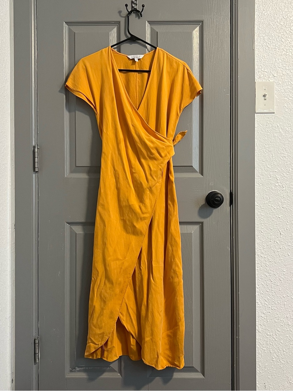 & Other Stories Mustard Wrap Midi Dress Lyocell Linen Flowy Garden Feminine
